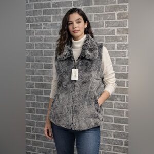 Surell Gray Faux Fur Vest | Women’s Medium | Luxe Winter Layer | NWT